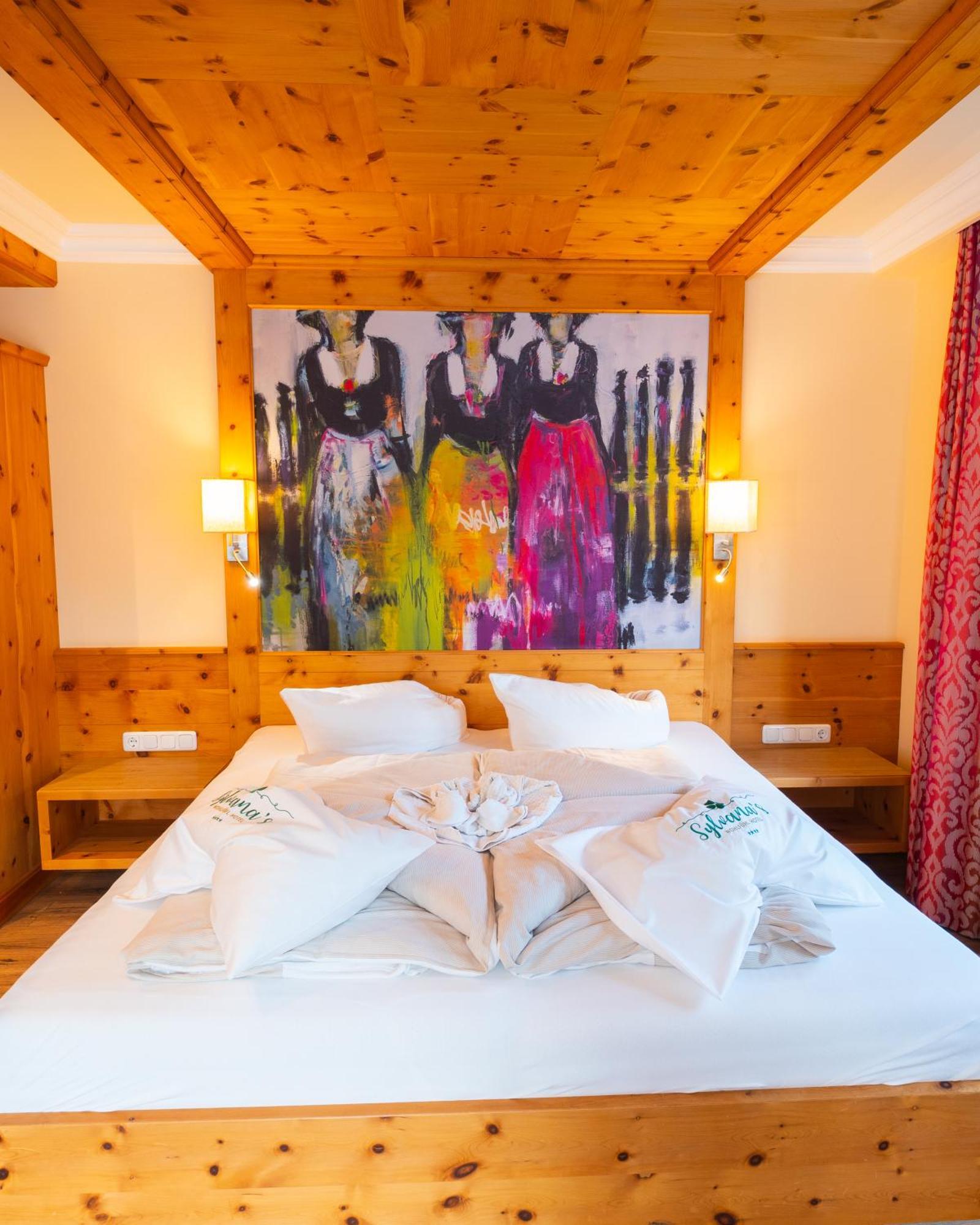Sylvana'S Wohlfuehl Hotel Mayrhofen Exterior photo